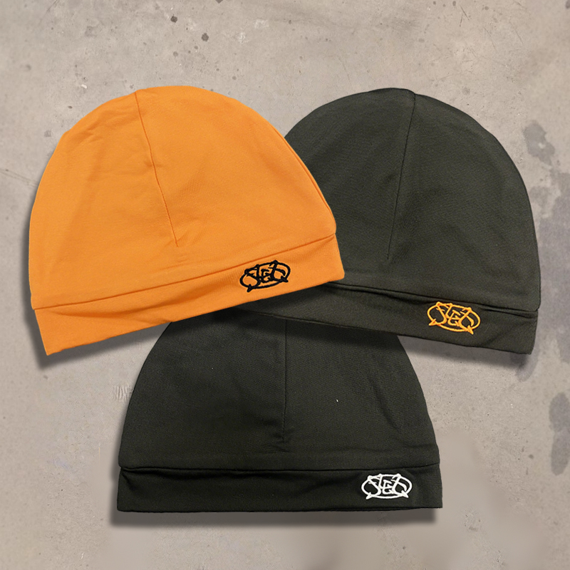 Streetwear Brand Beanie - หมวกฮิปฮอปสไตล์เรโทร หมวกแก๊ปปักอักษรสองชั้น แฟชั่นสตรีทแวร์สำหรับผู้ชายและผู้หญิง