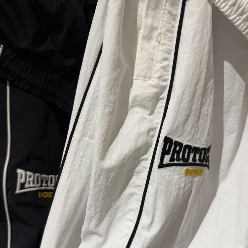 แบรนด์สตรีทแวร์ระดับไฮเอนด์ใหม - Streetwear Brand China บทวิจารณ์และราคา