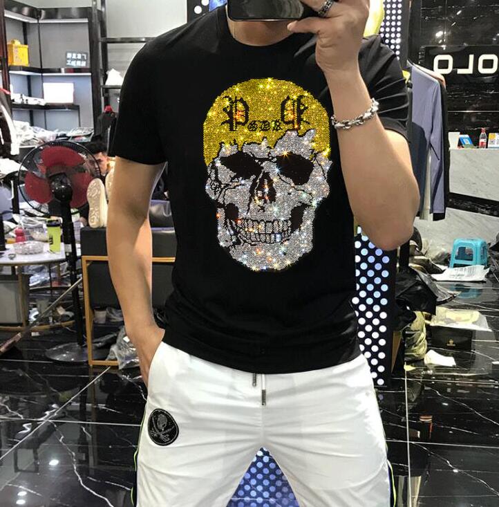 เสื้อยืดผู้ชายสามสีใหม่ ดีไซน์ - Gothic Streetwear Brand บทวิจารณ์และราคา