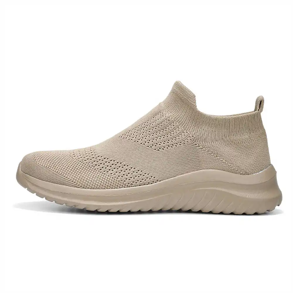 Beige Soft ใหม่รองเท้าเทนนิส M - Streetwear Brand Canada บทวิจารณ์และราคา