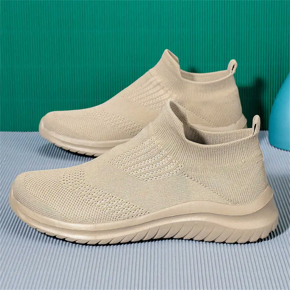 Beige Soft ใหม่รองเท้าเทนนิส M - Streetwear Brand Canada บทวิจารณ์และราคา