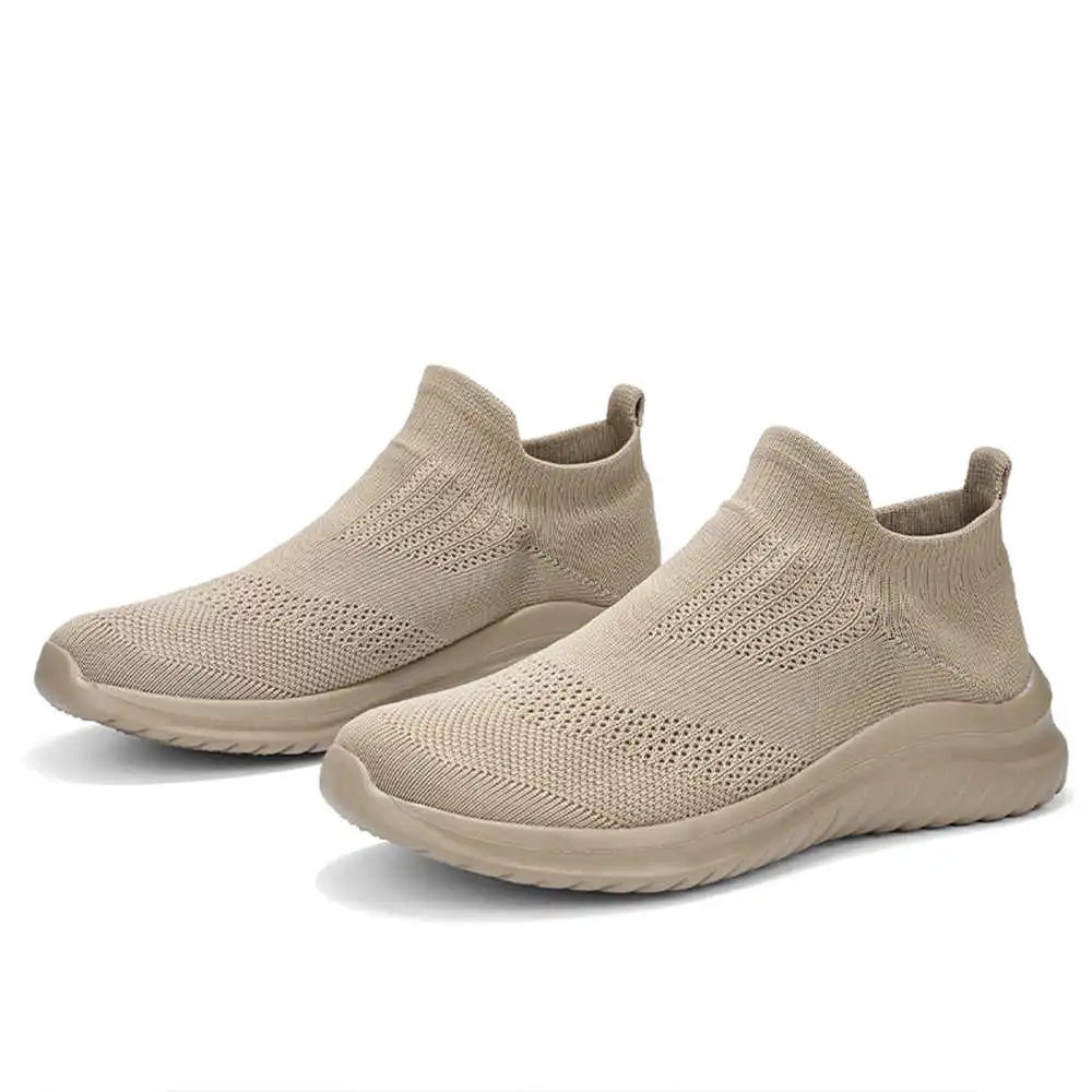 Beige Soft ใหม่รองเท้าเทนนิส M - Streetwear Brand Canada บทวิจารณ์และราคา