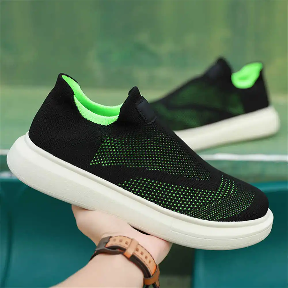 ถุงน่องแพลตฟอร์มรองเท้าสีน้ำตา - Streetwear Brand Canada บทวิจารณ์และราคา